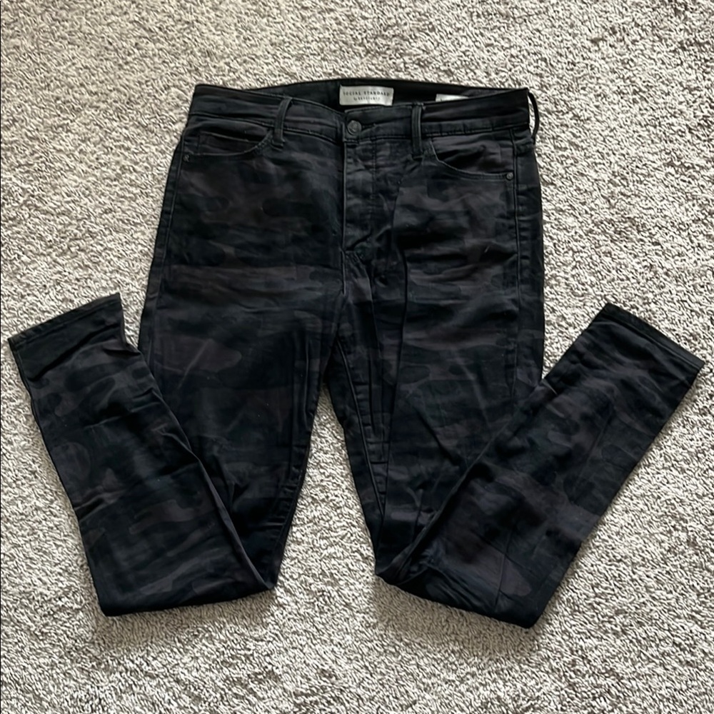 Social Standard by Sanctuary High-Rise Skinny Jeans